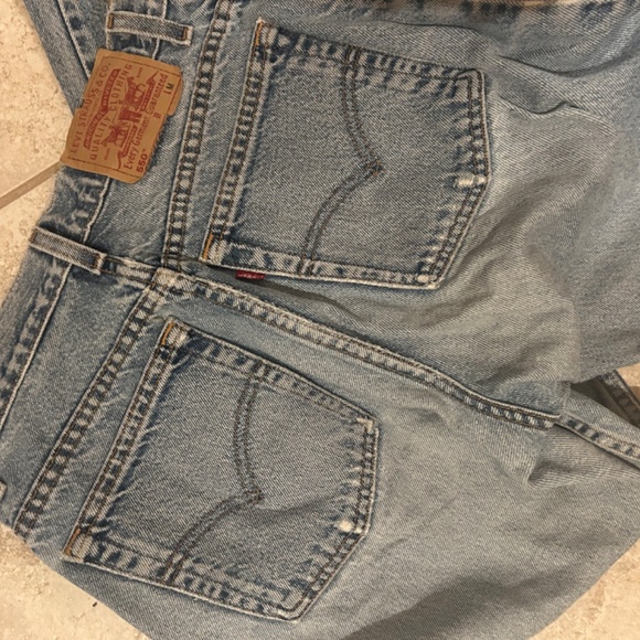 Levi’s & BDG JEANS 3 pairs total - Picture 9 of 12